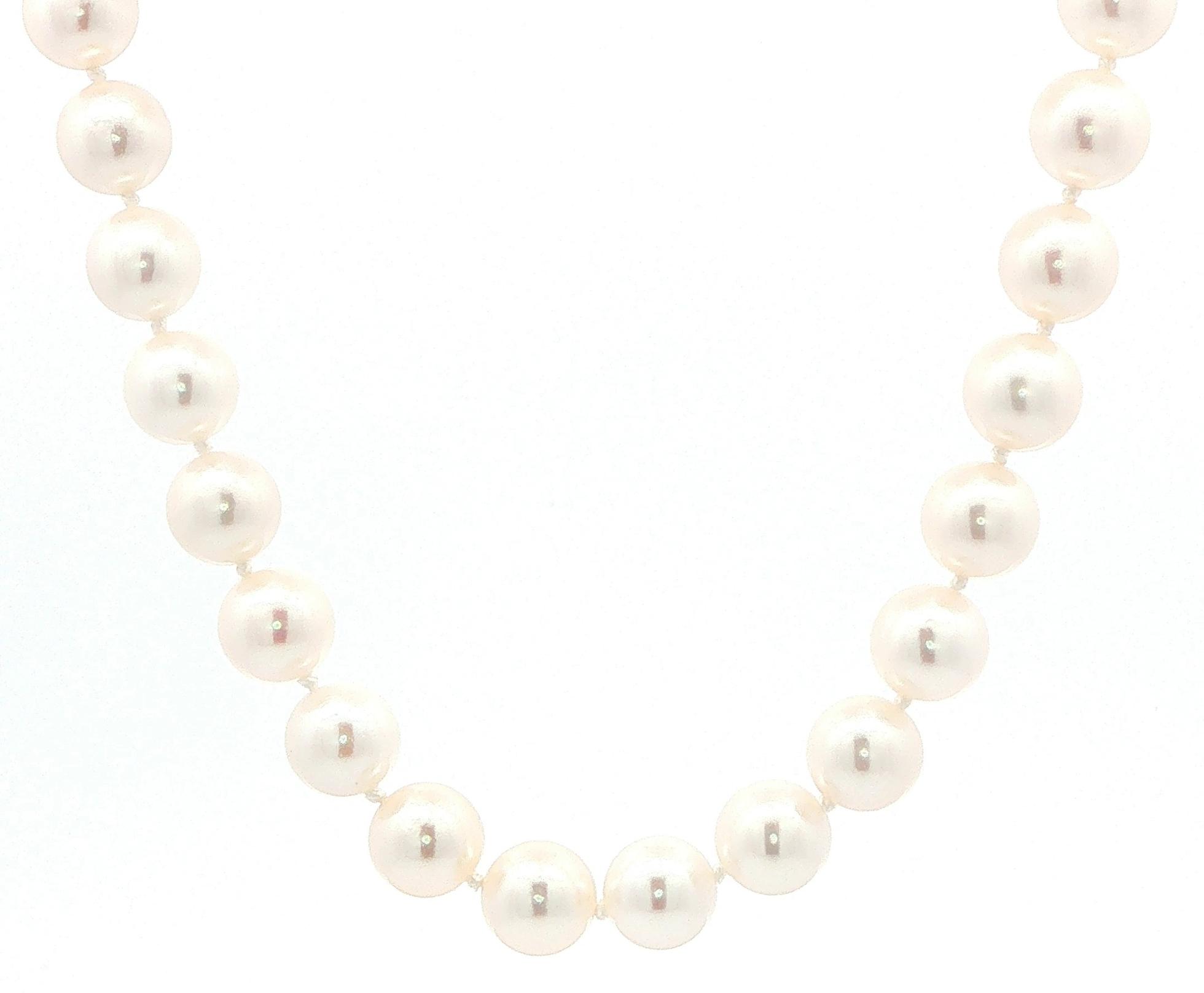 Classic White Pearl Strand Necklace with Extender and Yellow Gold Clasp (7.5-8.0 mm)