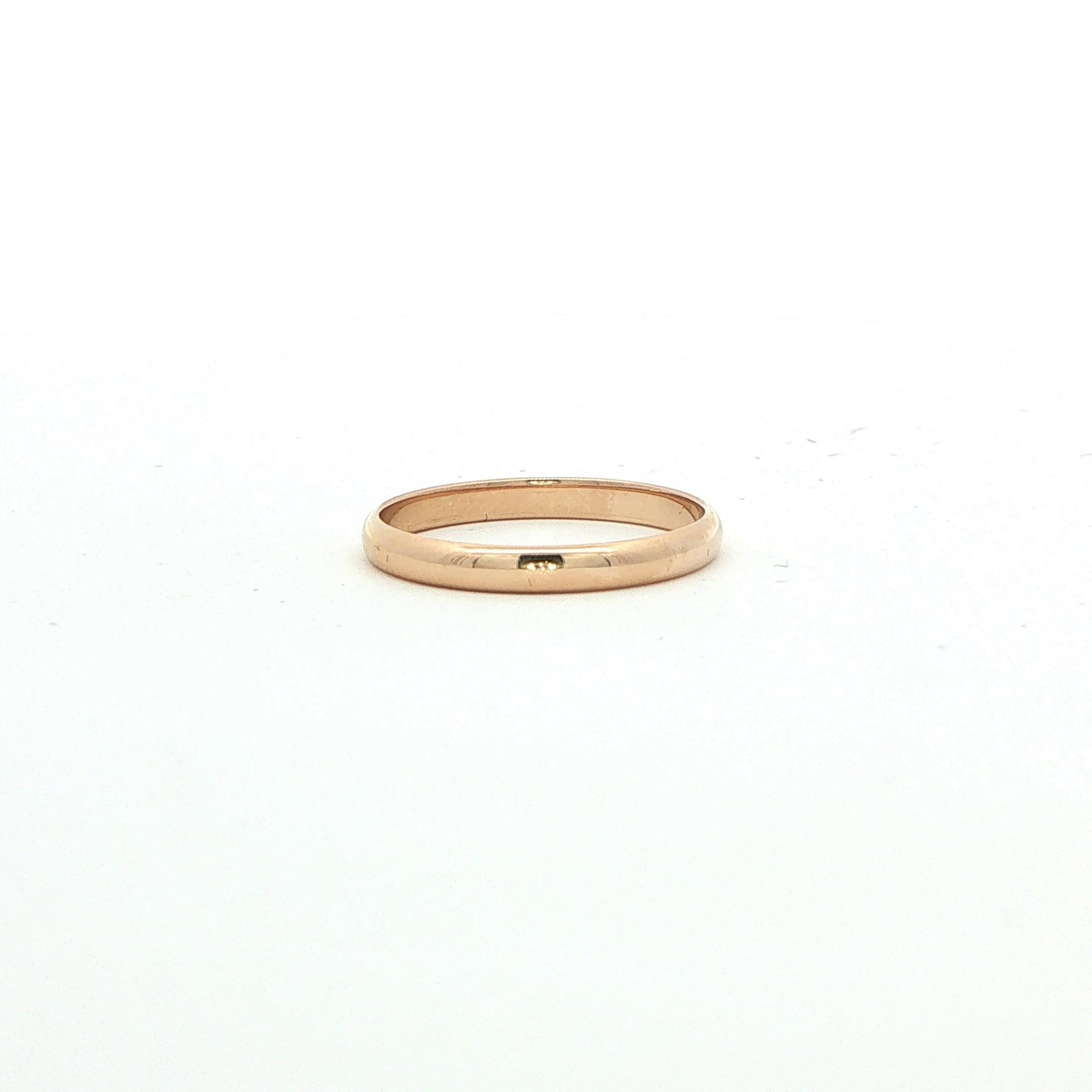 Estate Piece: Classic Half Round Wedding Band Ring in Yellow Gold (2.5 mm) 