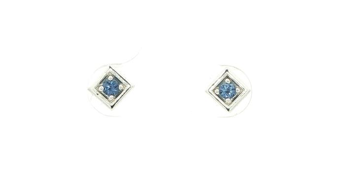 content/products/Montana Yogo Sapphire Square Stud Earrings in Sterling Silver (0.16cts TWT)