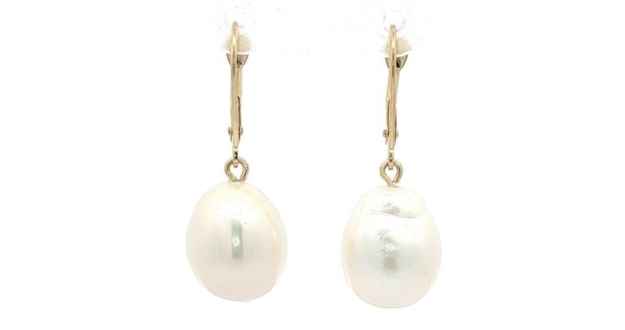 content/products/White Pearl Drop Earrings in Yellow Gold