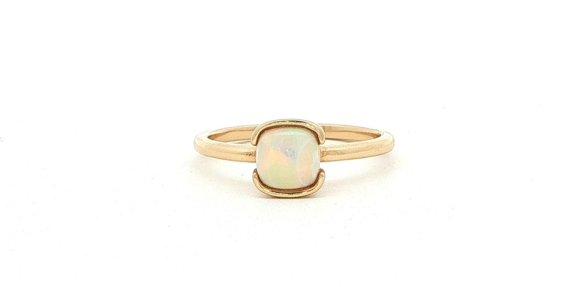 Split Bezel Cushion Opal Solitaire Ring in Yellow Gold (0.58cts)