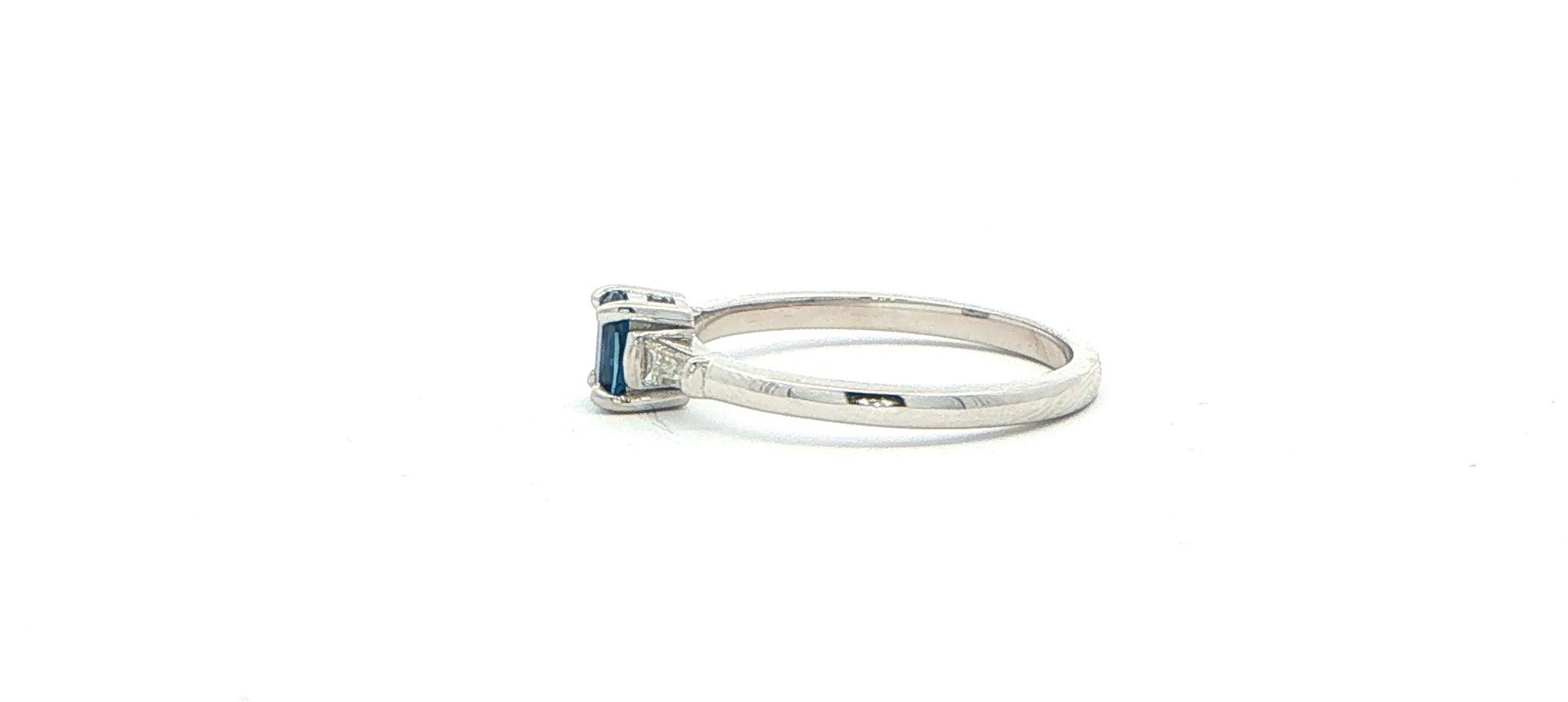 Cushion-cut Montana Yogo Sapphire and Tapered Baguette Diamond Three-Stone Ring in White Gold (0.56cts TWT) side