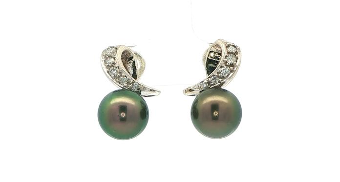 content/products/Estate Piece: Tahitian Pearl Drop Earrings with Sweeping Diamond Accents in White Gold (0.25cts TWT)