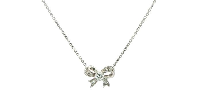 content/products/Diamond Bow Pendant Necklace in White Gold (0.13cts TWT)