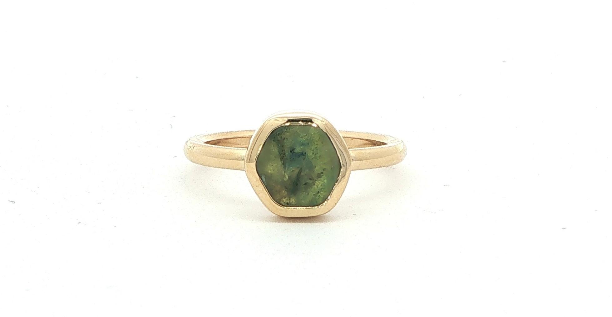 Hexagon Raw Montana Sapphire Bezel Solitaire Ring in Yellow Gold (2.00cts)