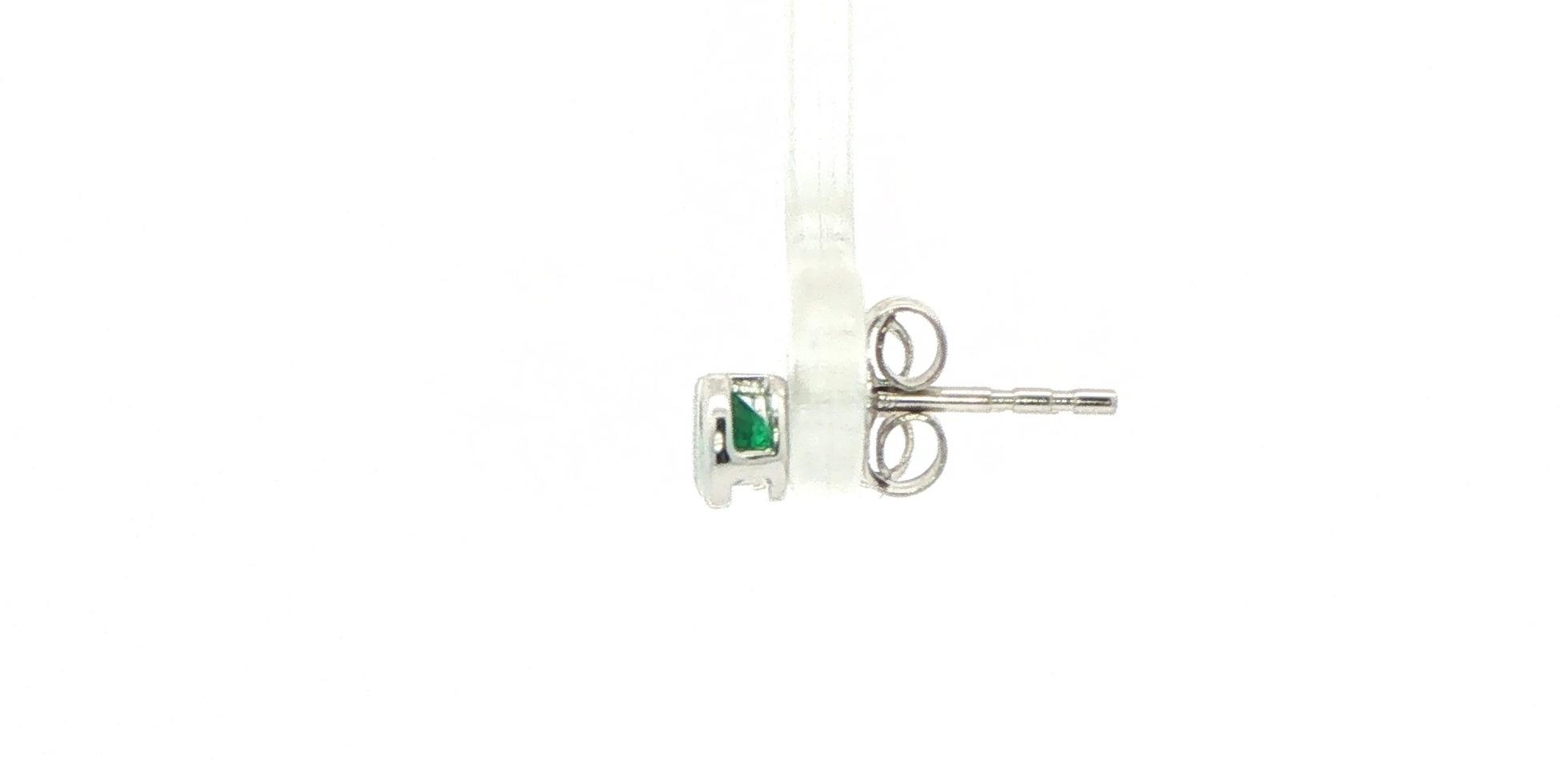 Emerald Bezel Set Stud Earrings in White Gold (0.34cts TWT) side