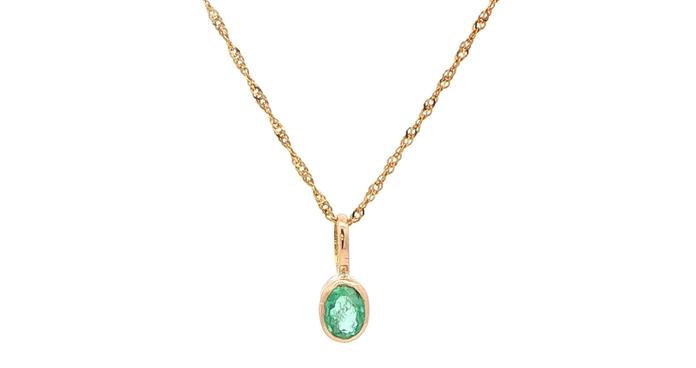 content/products/Estate Piece: Oval Emerald Bezel Pendant Necklace in Yellow Gold