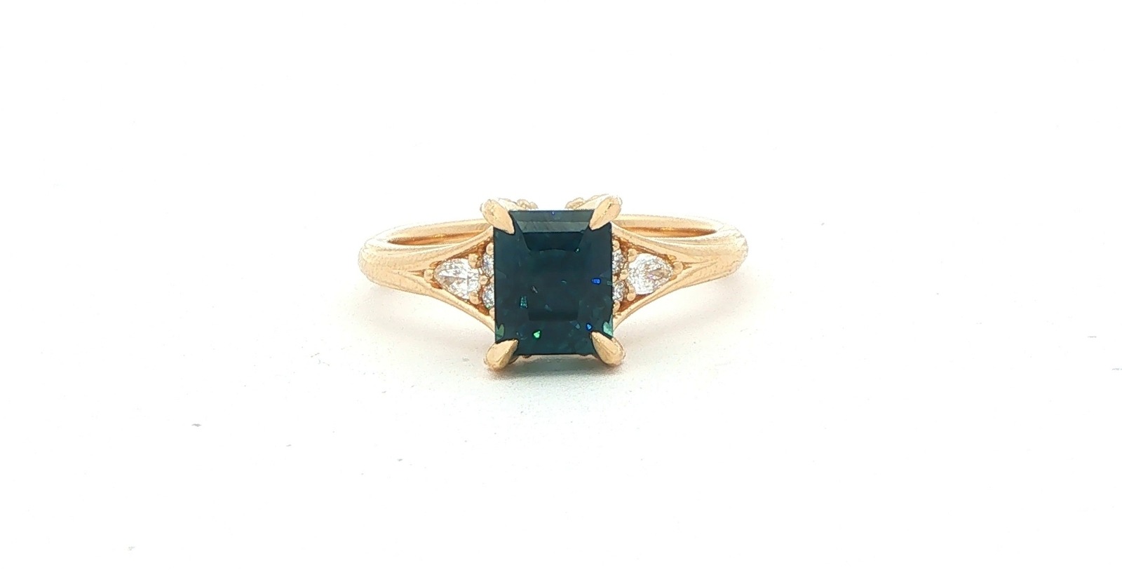 Deep Blue Green Montana Sapphire Ring with Diamond Cluster Accents in Yellow Gold (2.28cts TWT)