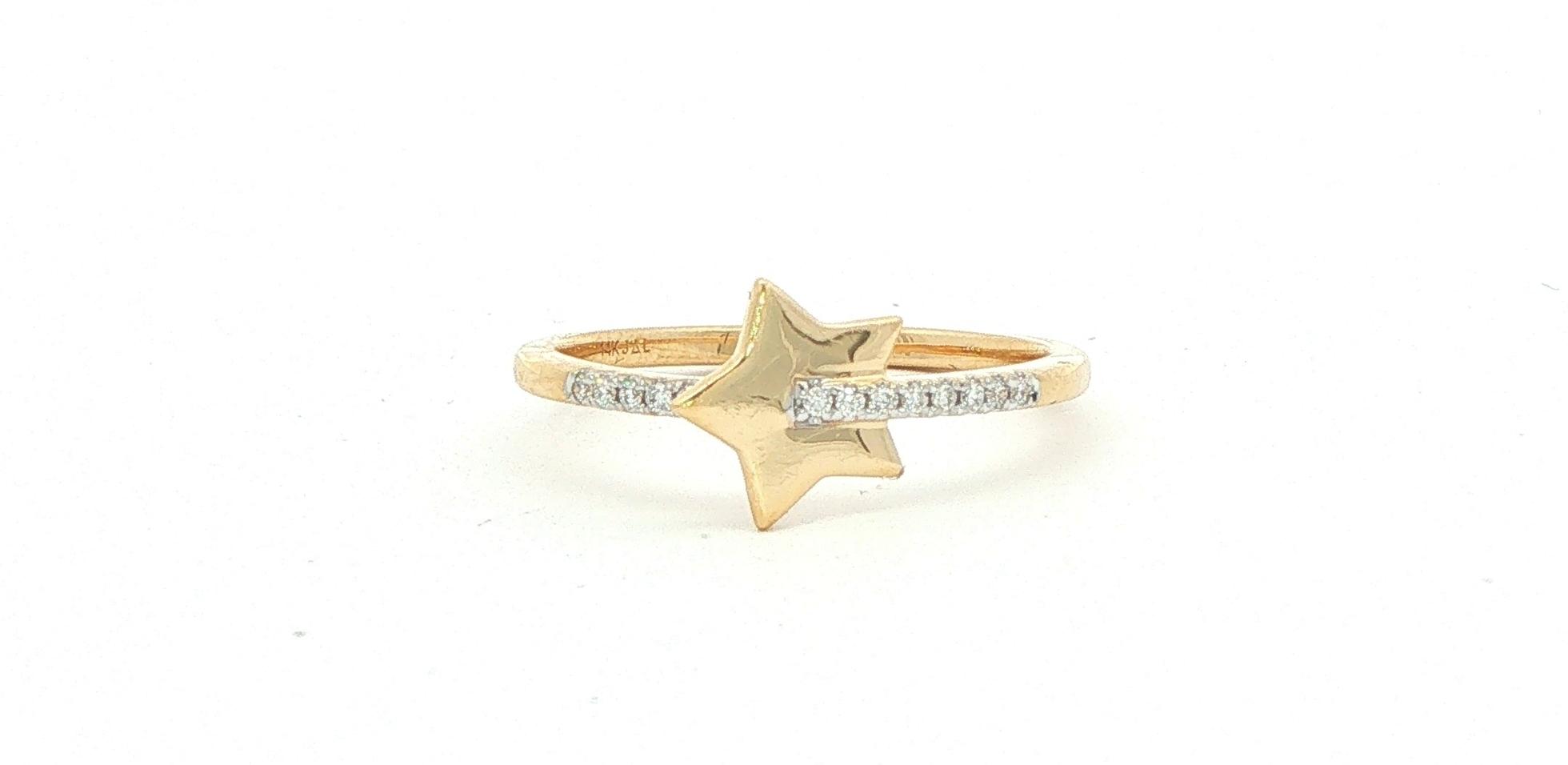 Shooting Star Diamond Fashion Ring in Yellow Gold (0.06cts TWT)