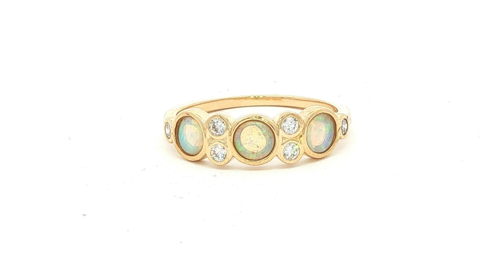 9-Stone Bezel-set Opal and Diamond Ring in Yellow Gold (0.18cts TWT)