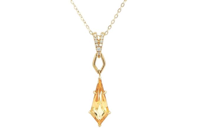 content/products/Kite-Cut Citrine Charm Necklace with Diamond Accented Bail in Yellow Gold (0.04cts TWT)
