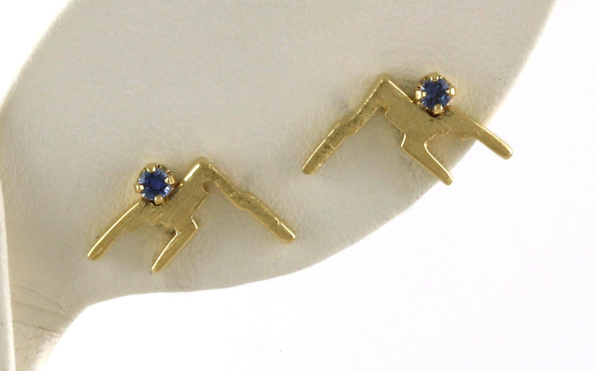 Double Mountain Peak Montana Yogo Sapphire Stud Earrings in Yellow Gold (0.14cts TWT)