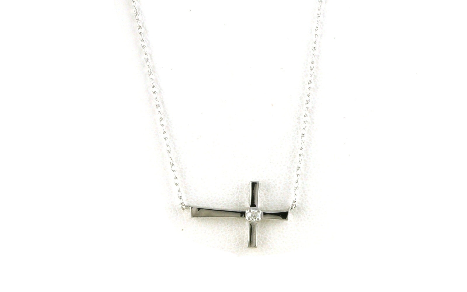 Horizontal Cross with Diamond Center in White Gold (0.02ct)