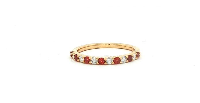 content/products/Alternating Garnet and Diamond Band Ring in Yellow Gold (0.54cts TWT)