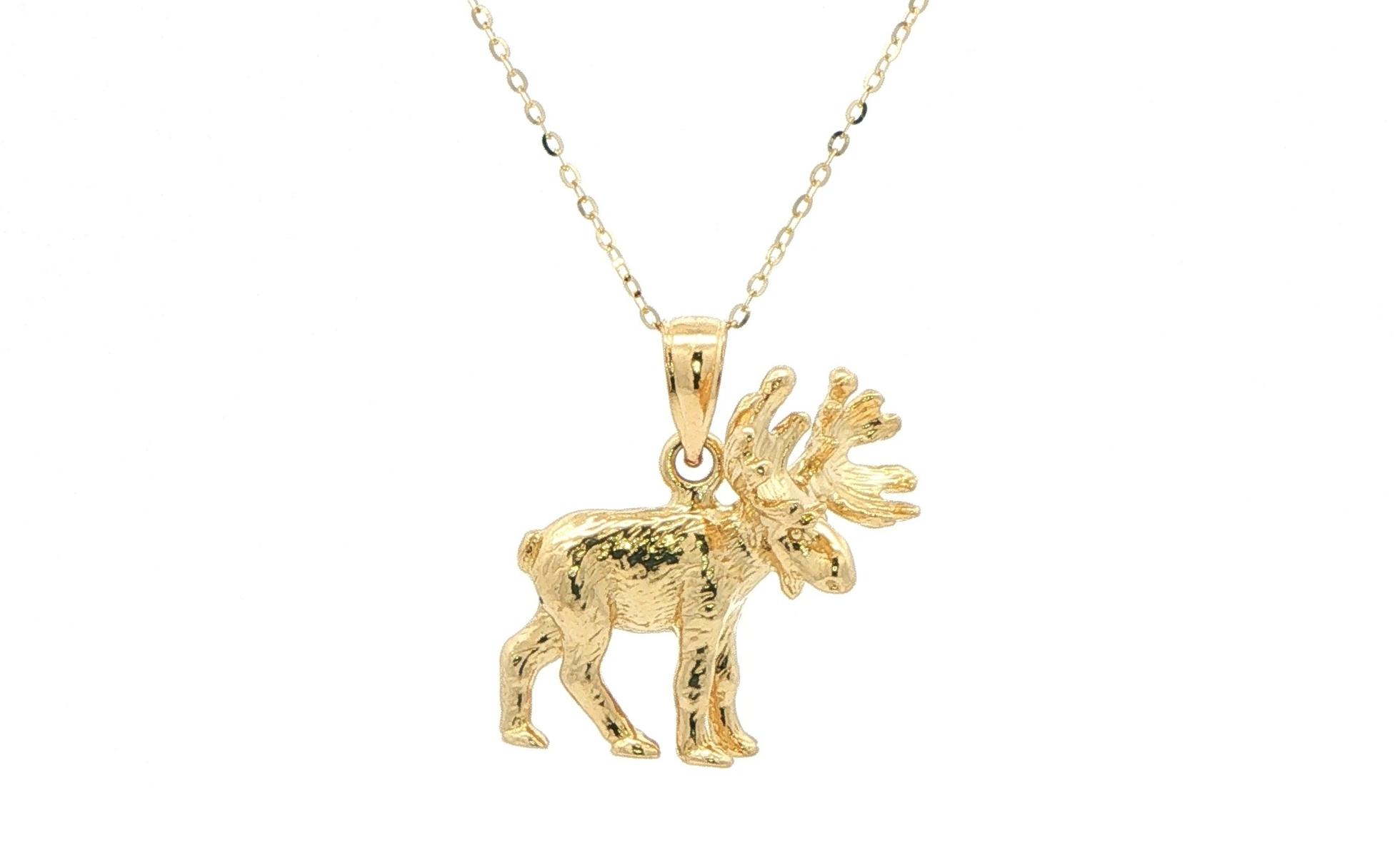 Textured Moose Charm Necklace in Yellow Gold