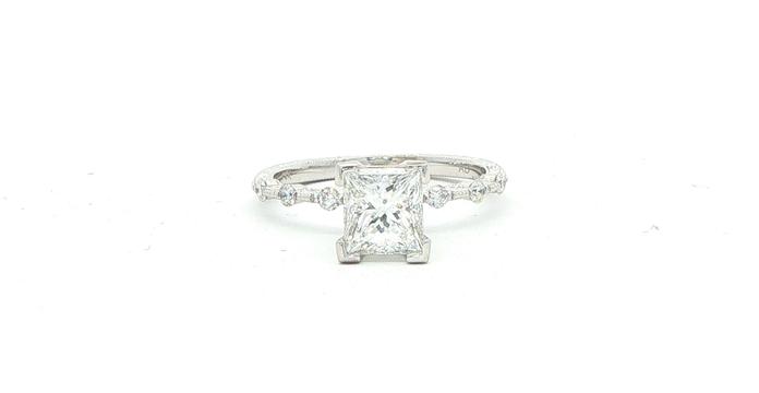 content/products/Princess-Cut Diamond Milgrain Engagement Ring in White Gold (1.33cts TWT)