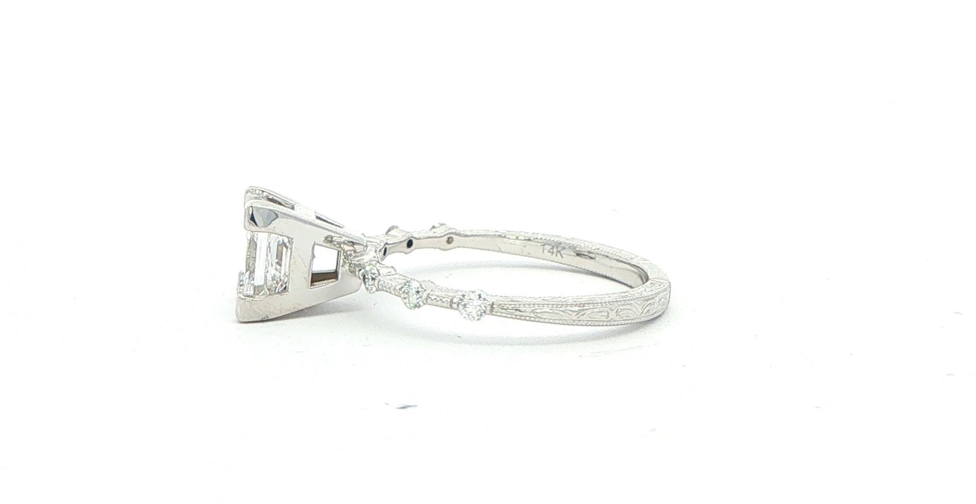 Princess-Cut Diamond Milgrain Engagement Ring in White Gold (1.33cts TWT) side