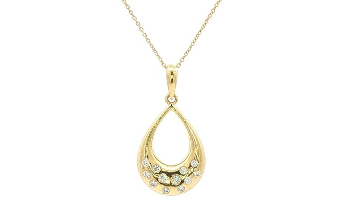 content/products/Scattered Diamond Teardrop Pendant Necklace in Yellow Gold