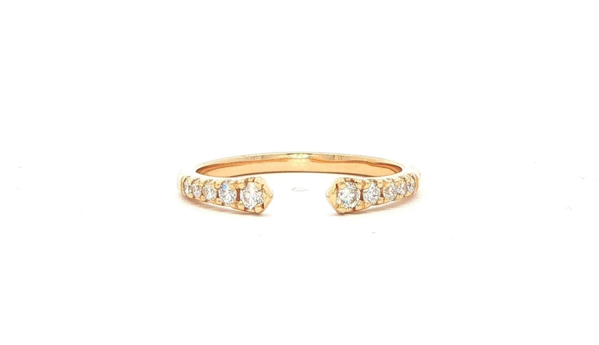 Open Graduated Diamond Stackable Wedding Band in Yellow Gold (0.25cts TWT)