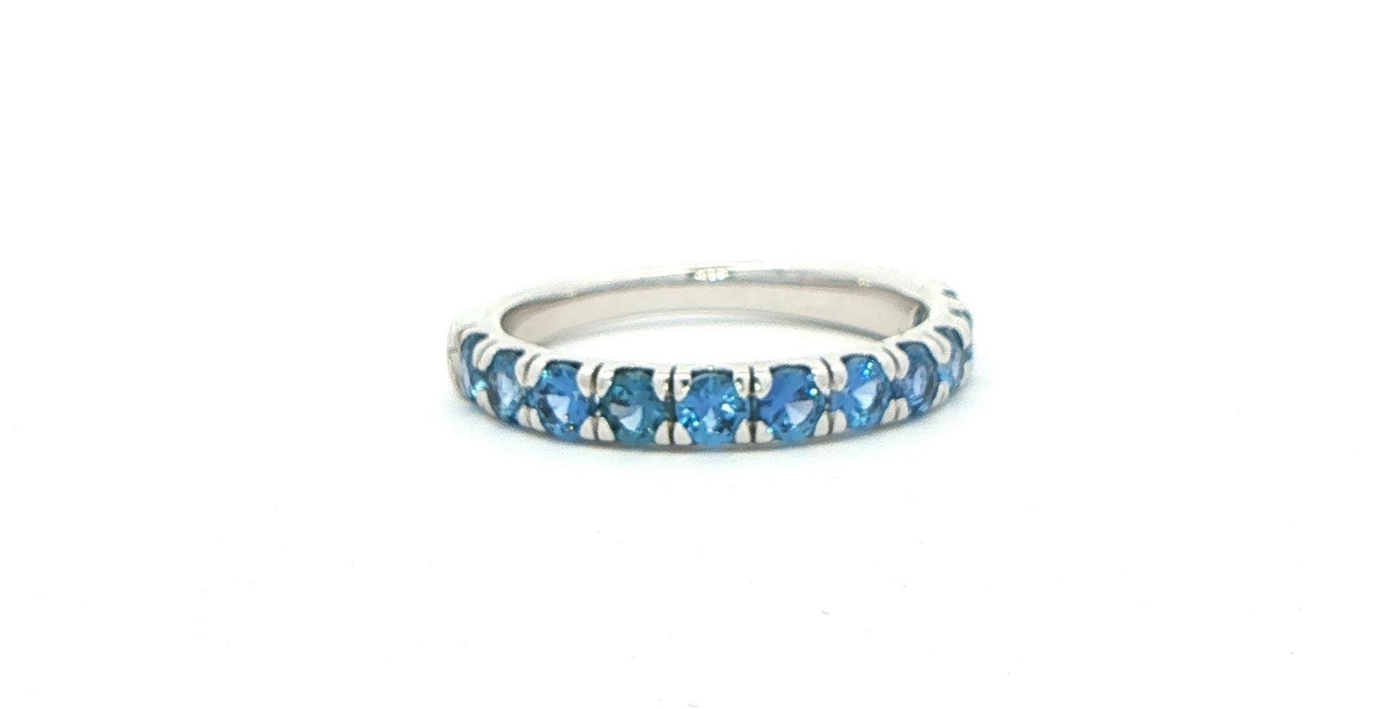 11 Stone French-set Montana Yogo Sapphire Band in White Gold (0.88cts TWT)