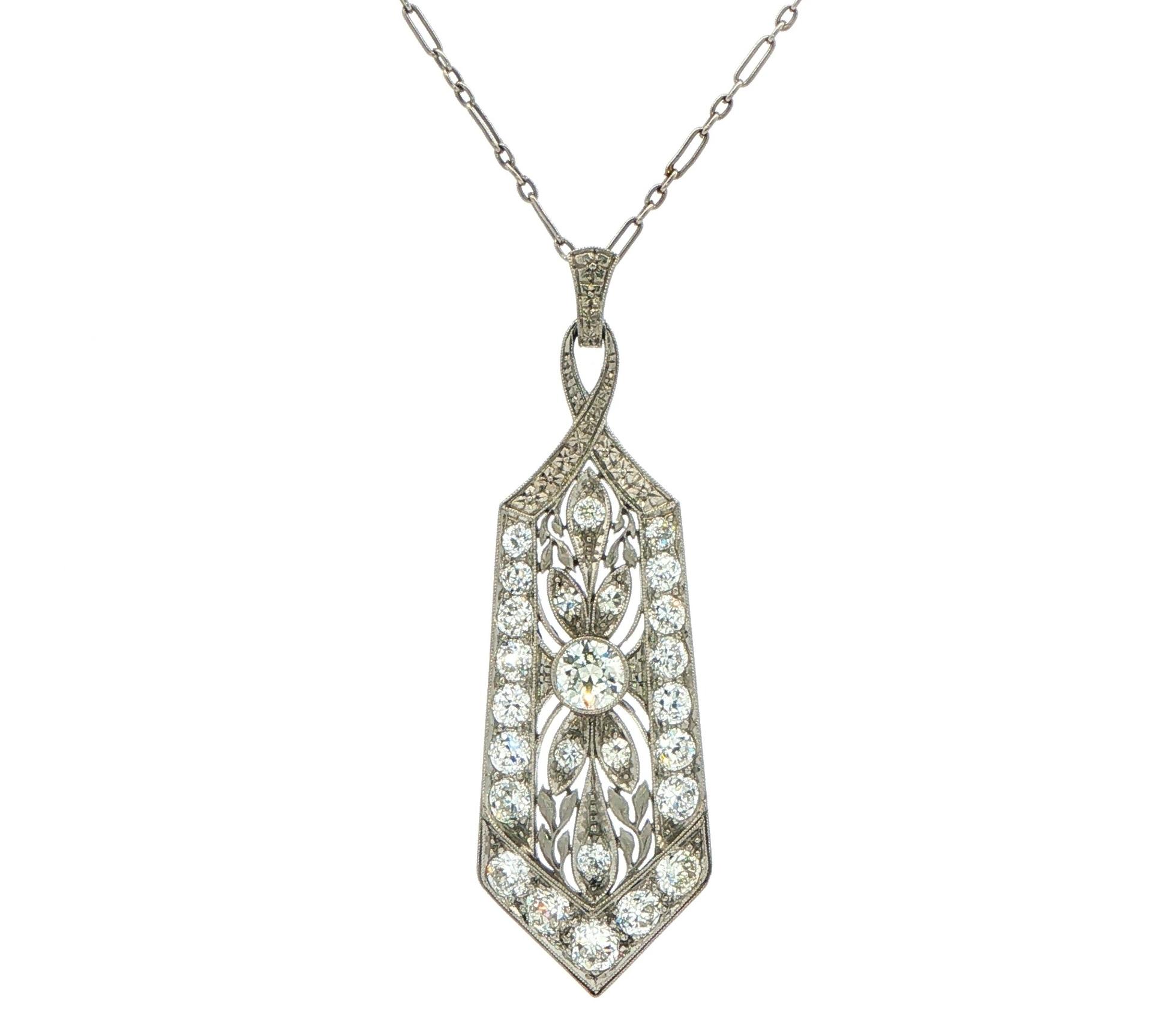 Estate Piece: Art Deco Style Diamond Openwork Pendant Necklace in Platinum (2.00cts TWT)