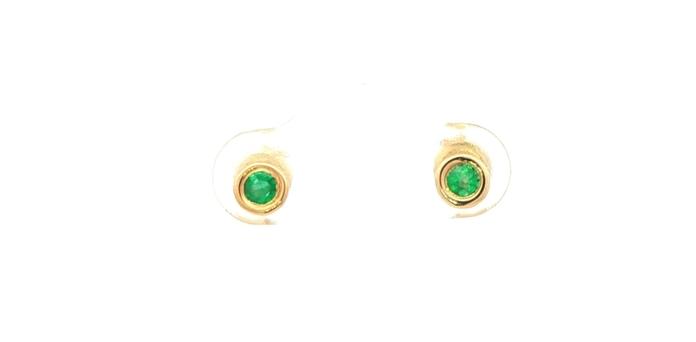content/products/Round Emerald Bezel Stud Earrings in Yellow Gold (0.18cts TWT)