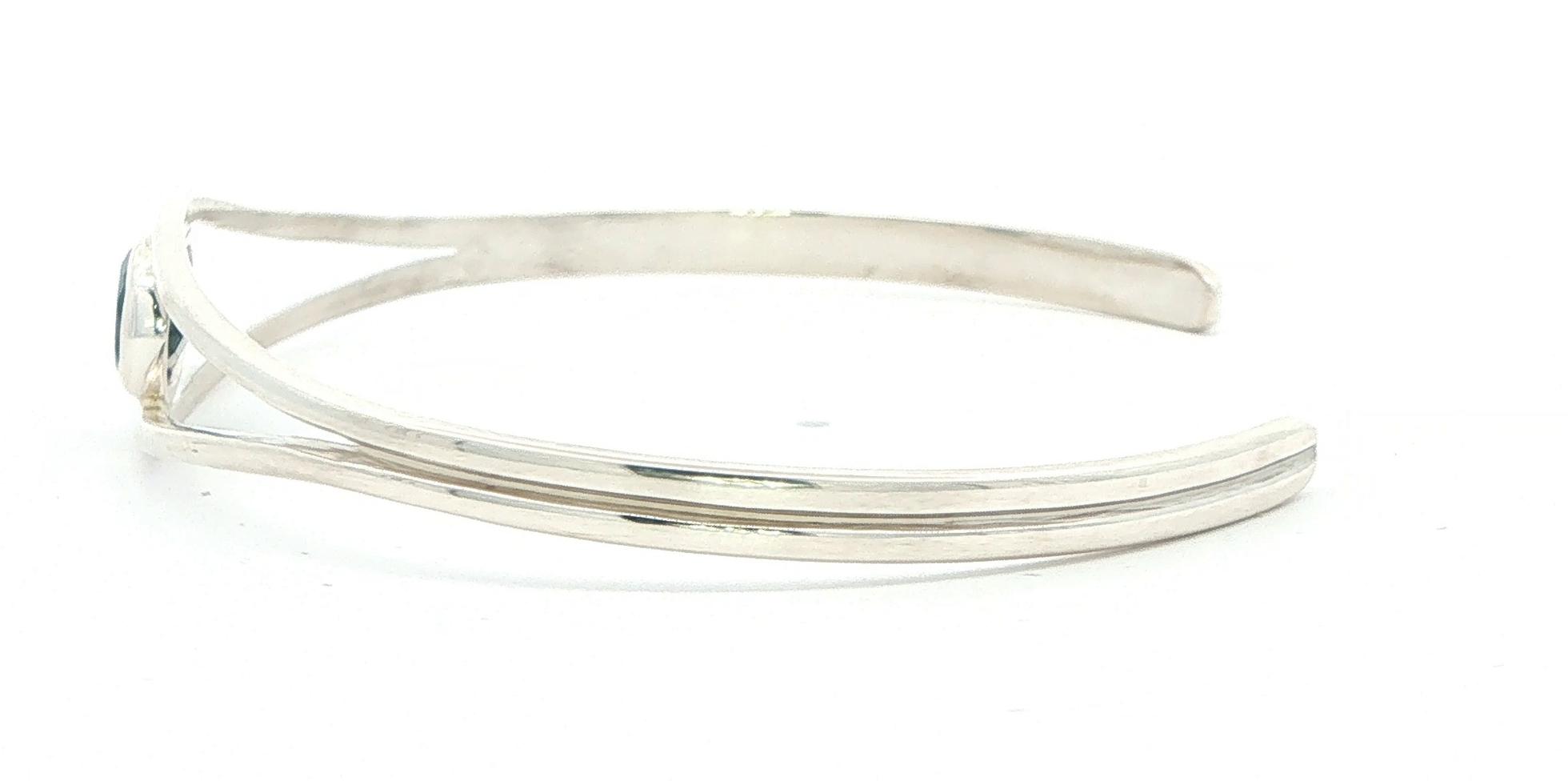 Forest Green Rose-cut Montana Sapphire Split-Shank Cuff Bangle Bracelet in Sterling Silver (1.96cts TWT) side