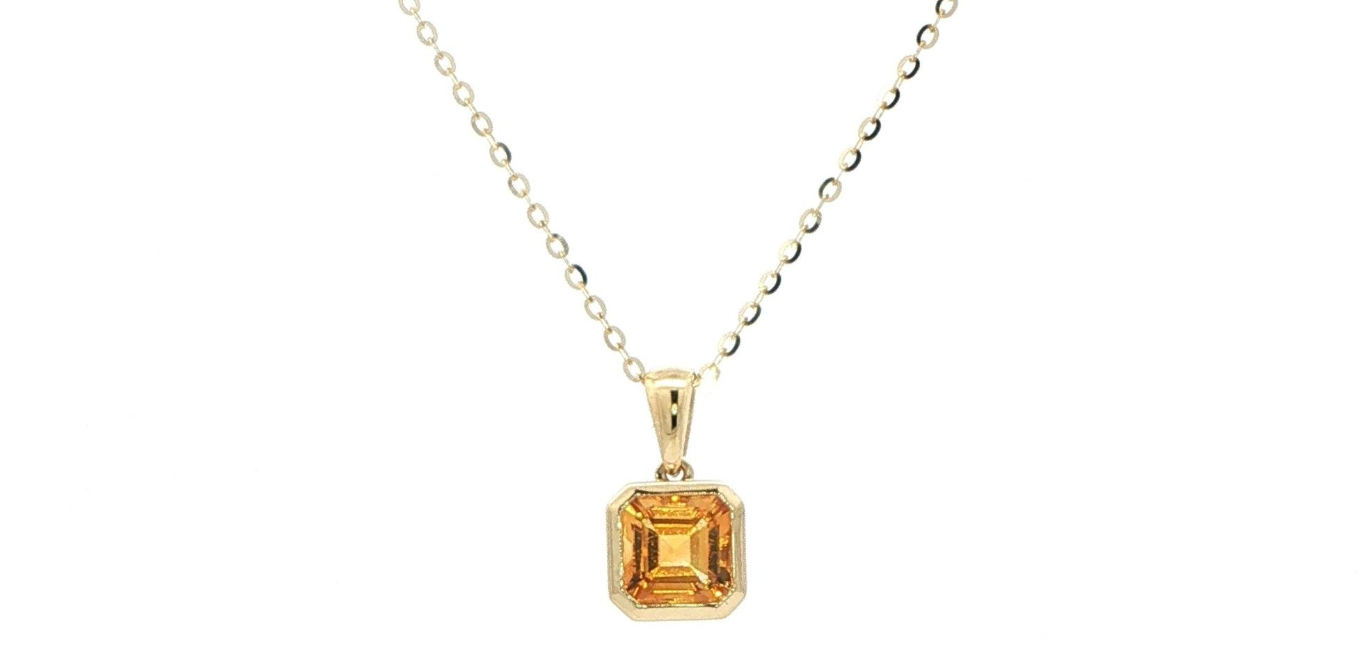 Asscher-Cut Citrine Bezel Pendant Necklace in Yellow Gold (0.67cts TWT)