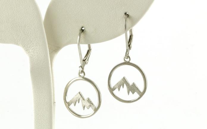 content/products/Small Circle Jagged Mountain Leverback Earrings in Sterling Silver