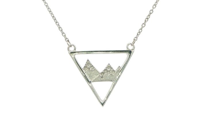 content/products/Triangle Frame Mountain Motif Pendant Necklace in Sterling Silver