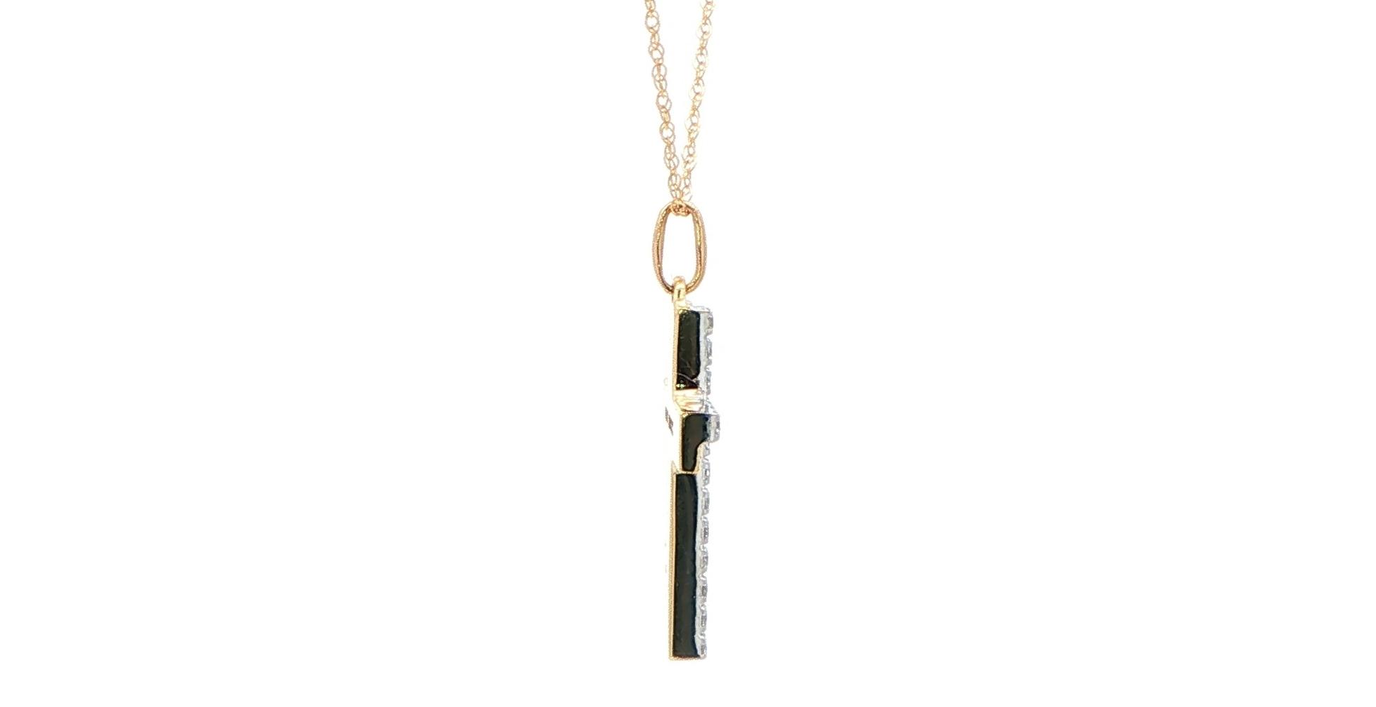 Diamond Cross Pendant Necklace with Textured Sunrays in Yellow Gold (0.20cts TWT) side