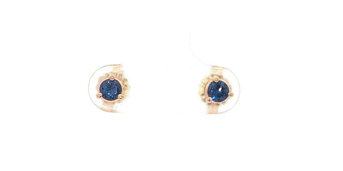 content/products/Huckleberry Sapphire Stud Earrings in Three-Prong Settings in Rose Gold (0.42cts TWT)