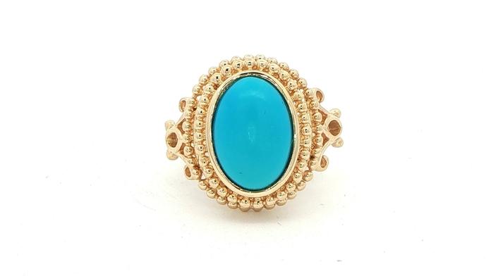 content/products/Estate Piece: Vintage-Inspired Turquoise Cabochon Cocktail Ring in Yellow Gold