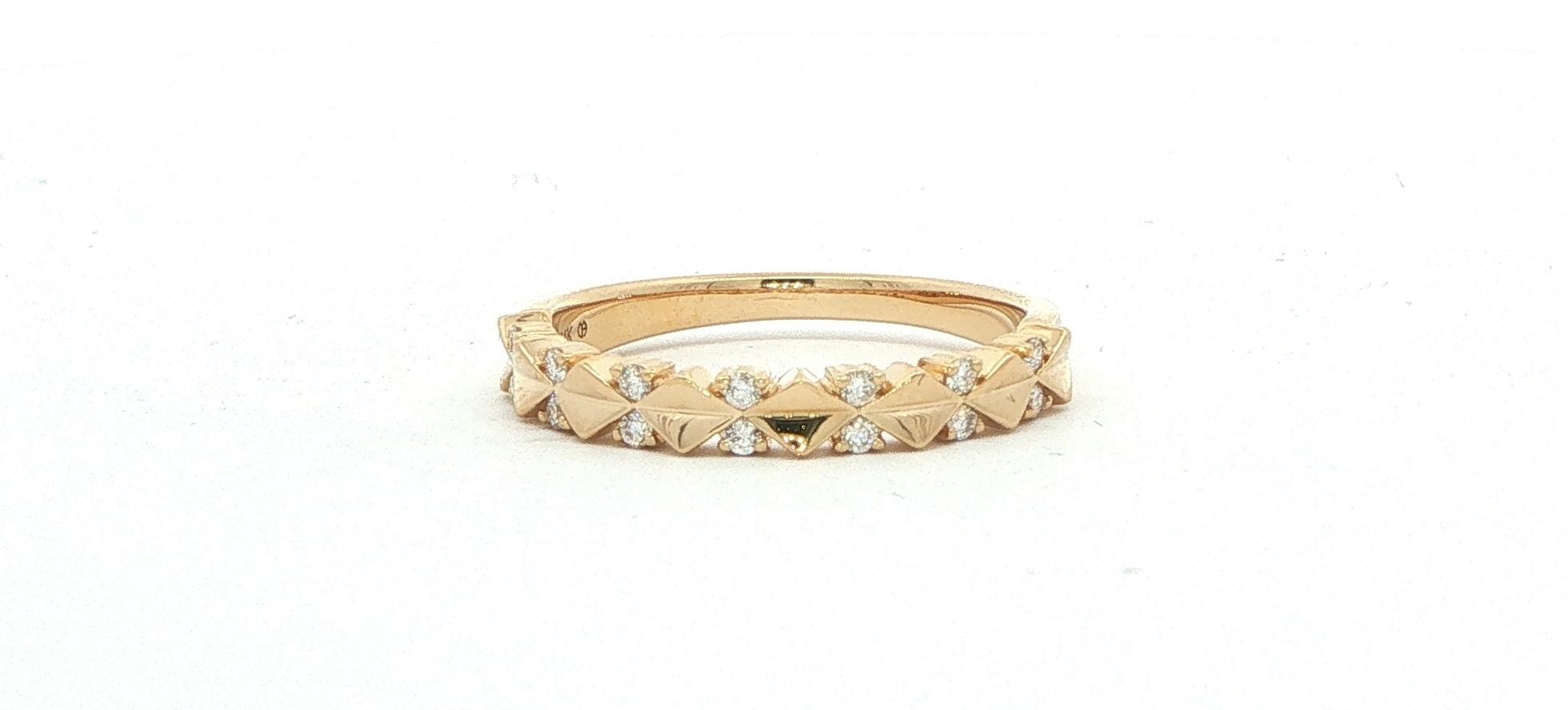 Geometric Diamond Accent Band Ring in Yellow Gold (0.13cts TWT)